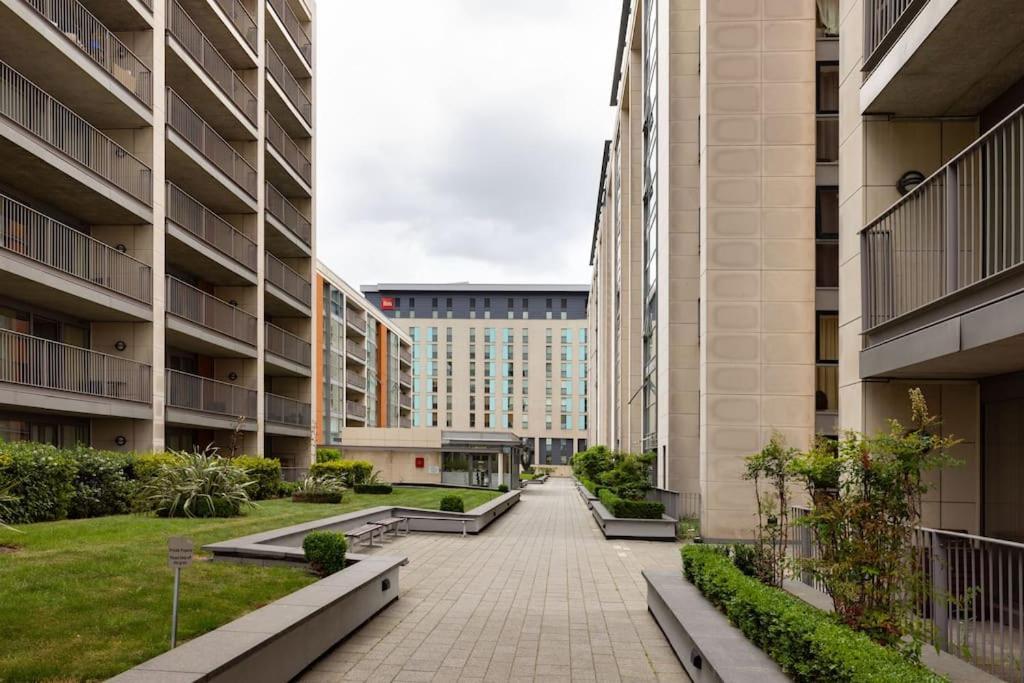 Luxury - Excel - O2- 3 Bedroom Apartment
